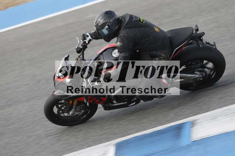 /Archiv-2024/01 26.-28.01.2024 Moto Center Thun Jerez/Gruppe gruen-green/77